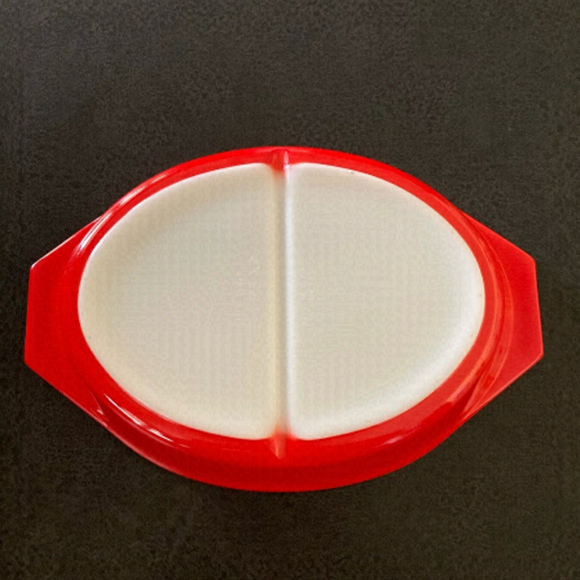 VINTAGE PYREX, Red Divided DISH Casserole, Friendship. #12 - Picture 2 of 6